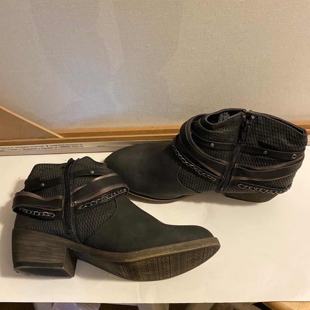 Ankle Boots Black with wrap around straps with  gold trim ,approx 1.5 “ heel